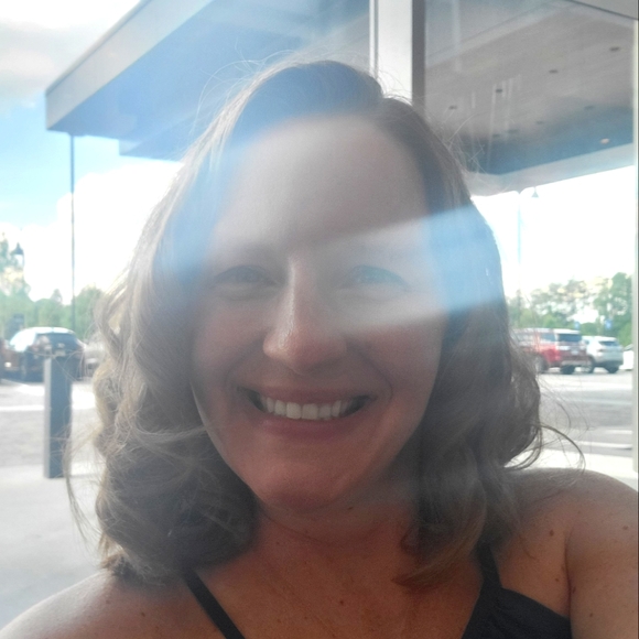 Meet your Posher, Nancy - Picture 1 of 1